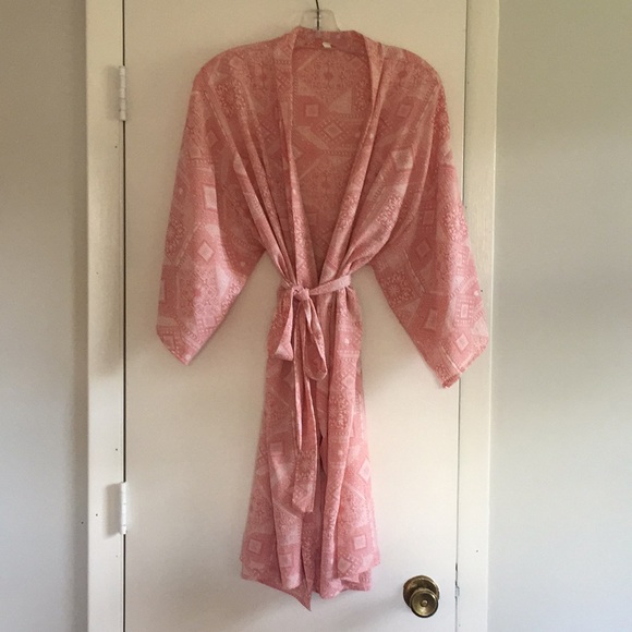 Other - Pink blush maternity robe